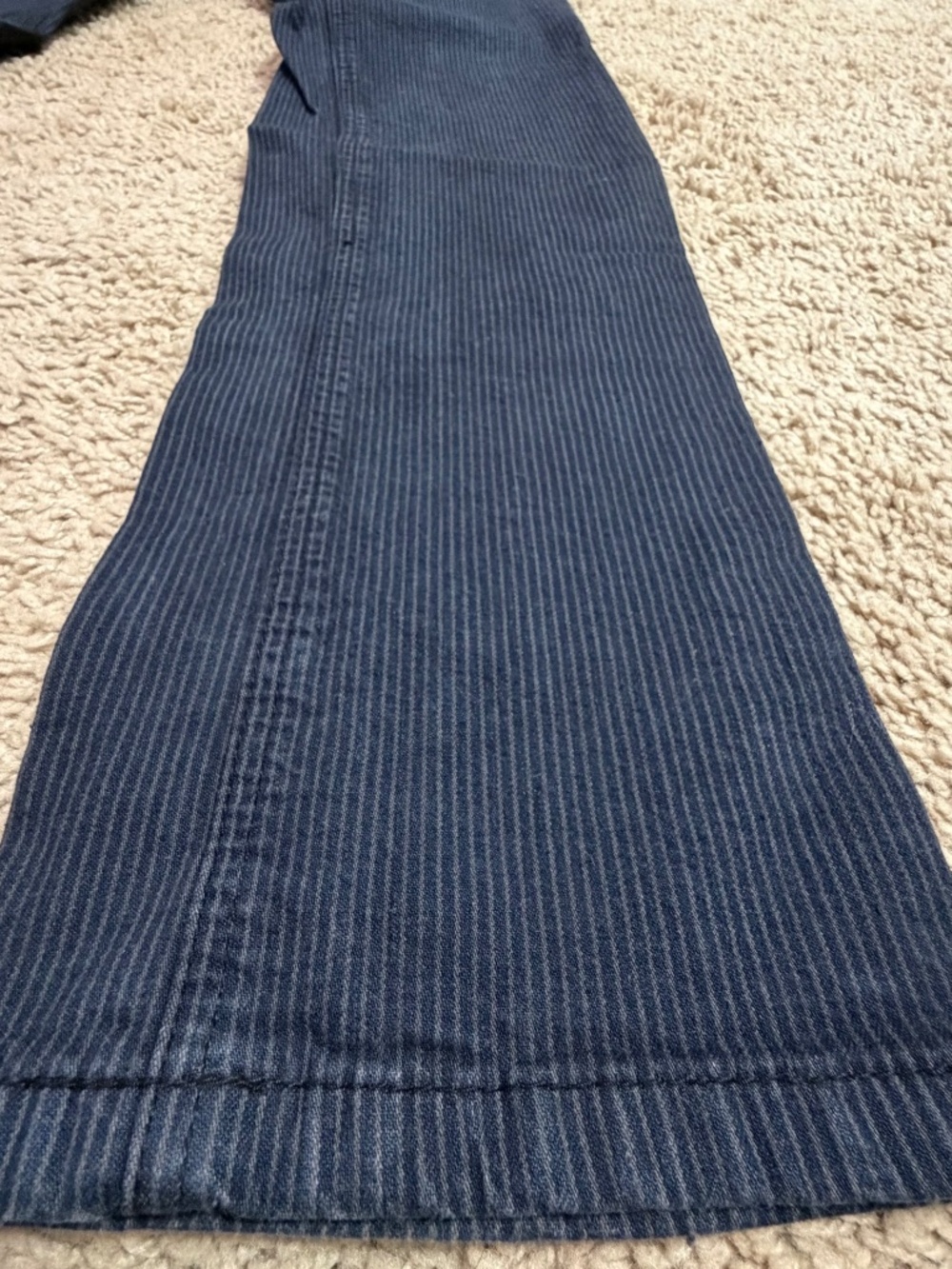 Jeans - Picture 2 of 7